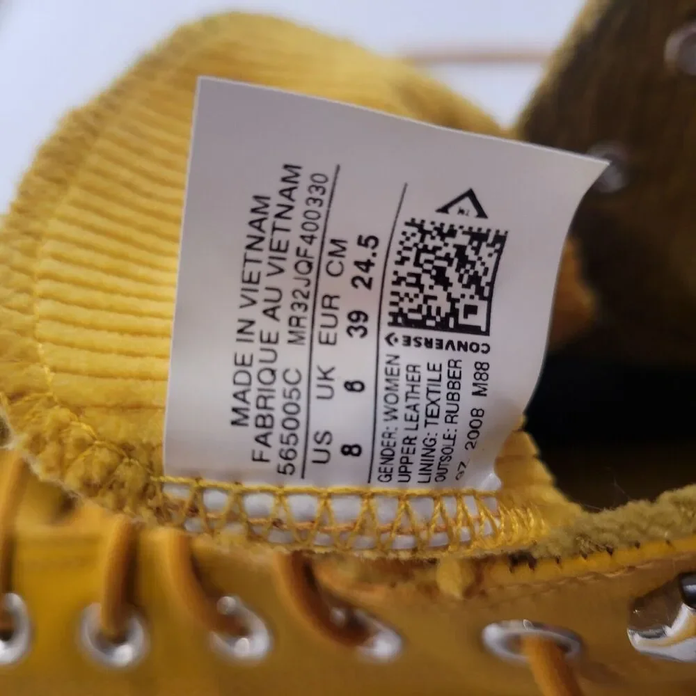 Converse Chuck Taylor All Star Lugged leather High Gold Dart sz 8. Yellow... - Picture 12 of 12